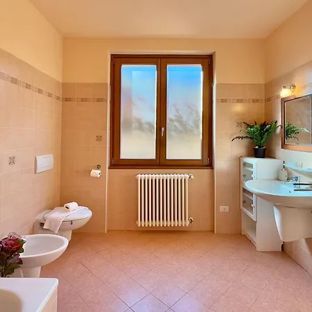 Pianello Bellavista شقة *